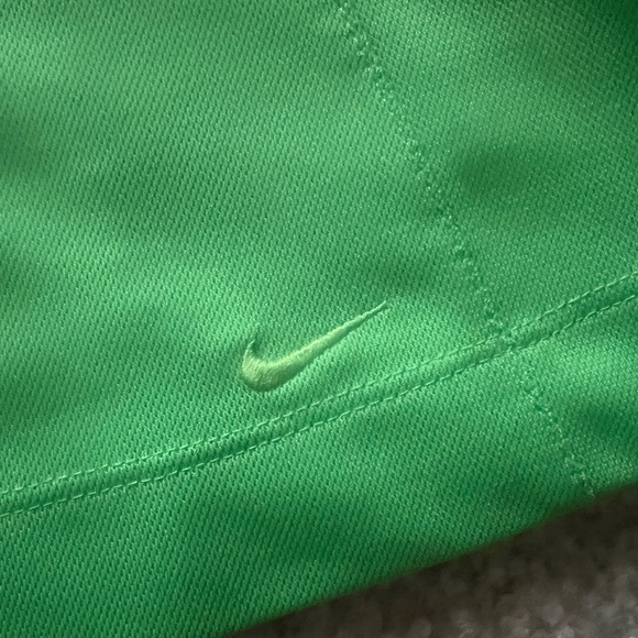 Women’s Nike Golf Polo - Picture 2 of 4